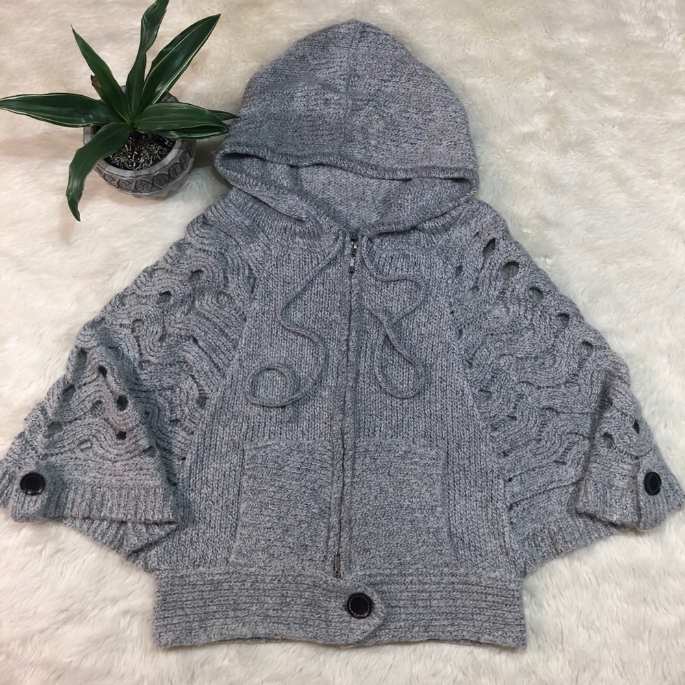 Mystree Knitted Sweater with a hoodie size S